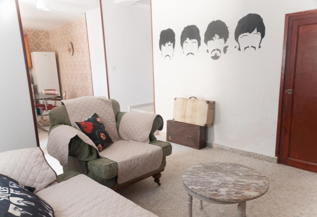 Casa Beatles Del Valle Pinos del Valle Exterior foto